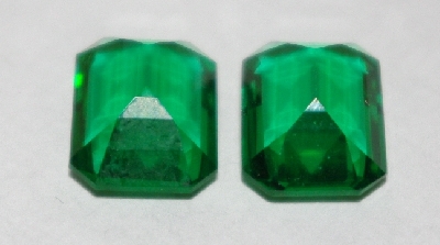 +MBA #1818-099  "Set Of 2 Square Cut Emerald Green CZ's"