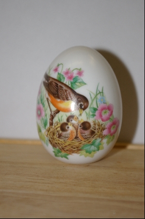 +MBA #9-121  Avon "Every Spring Egg"