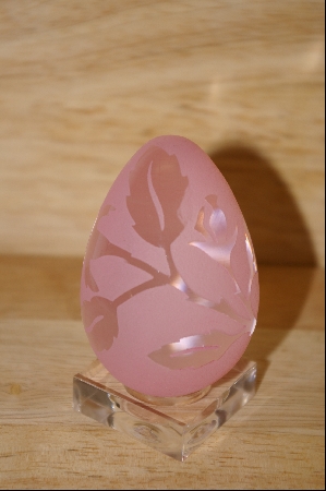 +MBA #9  1980's Pink Rose Cameo Glass Egg