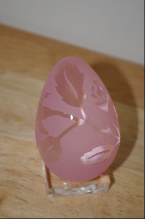 +MBA #9  1980's Pink Rose Cameo Glass Egg