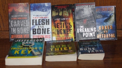 +MBA #4242-1738  "Set Of 8 "Jefferson Bass" Body Farm Series Paper Back Books"