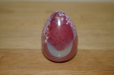 +MBA #10-100  "1985 Beautiful Pink Hand Crafted Art Glass Egg