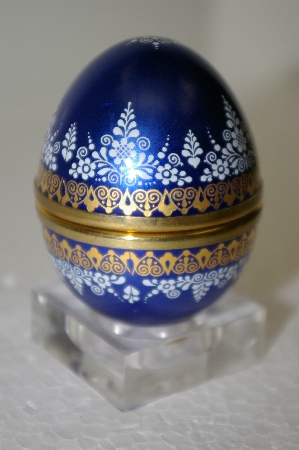 +MBA #11-229  1980's Made In Austria Elisabeth Steinbock Blue Enameled Egg Trinket Box