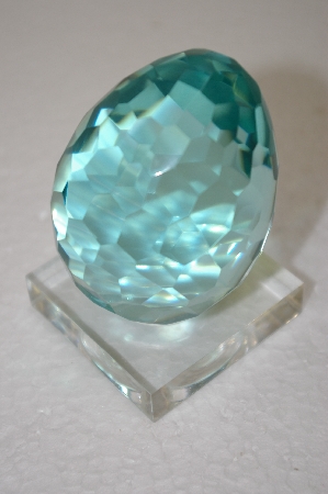 +MBA #11-322  Beautiful Sea Green Glass Hand Made Egg