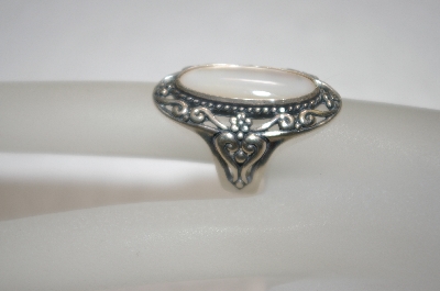 +MBA #16-123  Artist Signed Fancy Mother Of Pearl Ring