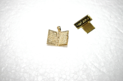 +MBA #17-162  14K Holy Bible Pendant