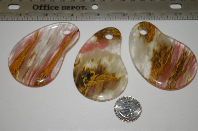 +MBA #23-059   "Set Of 3 Large Fancy Cut Agate Beads