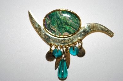 +MBA #25-319    Gold Tone Abstract Enameled Pin
