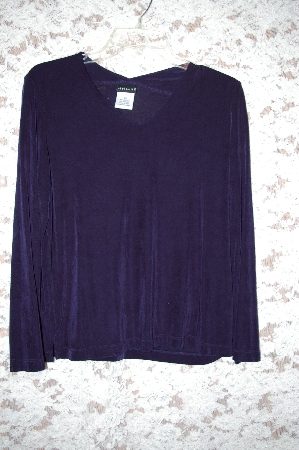 +MBA5 #1951  "Citiknits Solid V-Neck Long Sleve Top