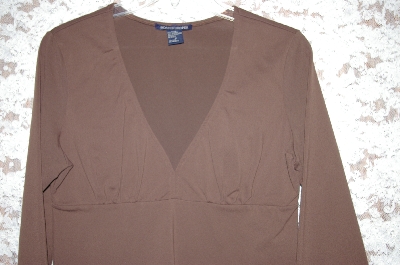 +MBA #34-040  "Brown Boston Proper V-Neck Stretch Top