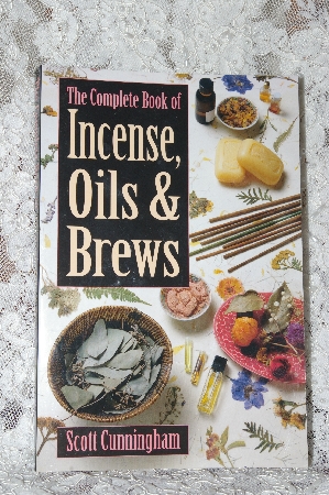 +MBA #37-115  "1989 The Complete Book Of Incense, Oils & Brews