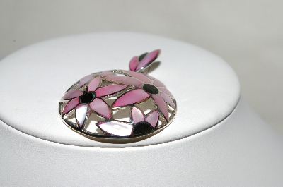 +MBA #84-131  Sterling Pink & Black Shell Hand Inlayed Floral Pendant