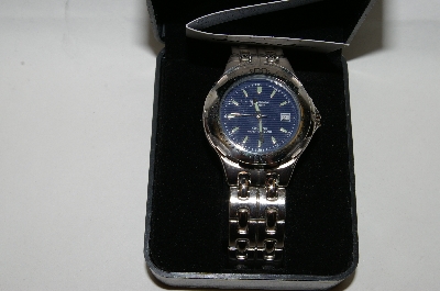 +MBA #85-102    Genevex "Blue Face" Men's Stainless Steel Watch