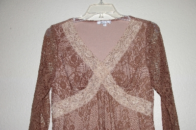 +MBADG #18-100  "Moa & Moa Fancy Brown Lace Top"