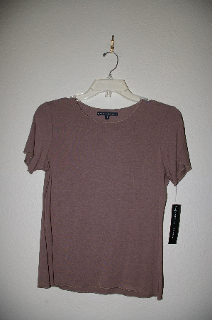+MBADG #18-110  "Isabella DeMarco Teak Tee"