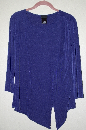 +MBADG #31-170  "Citiknits Blue 3/4 Sleve Jewel Neck W/Split Point Hem Top"