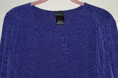 +MBADG #31-170  "Citiknits Blue 3/4 Sleve Jewel Neck W/Split Point Hem Top"