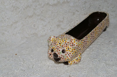 +MBADG #31-089  "1986 Hand made Ceramic Pig Cracker Server"